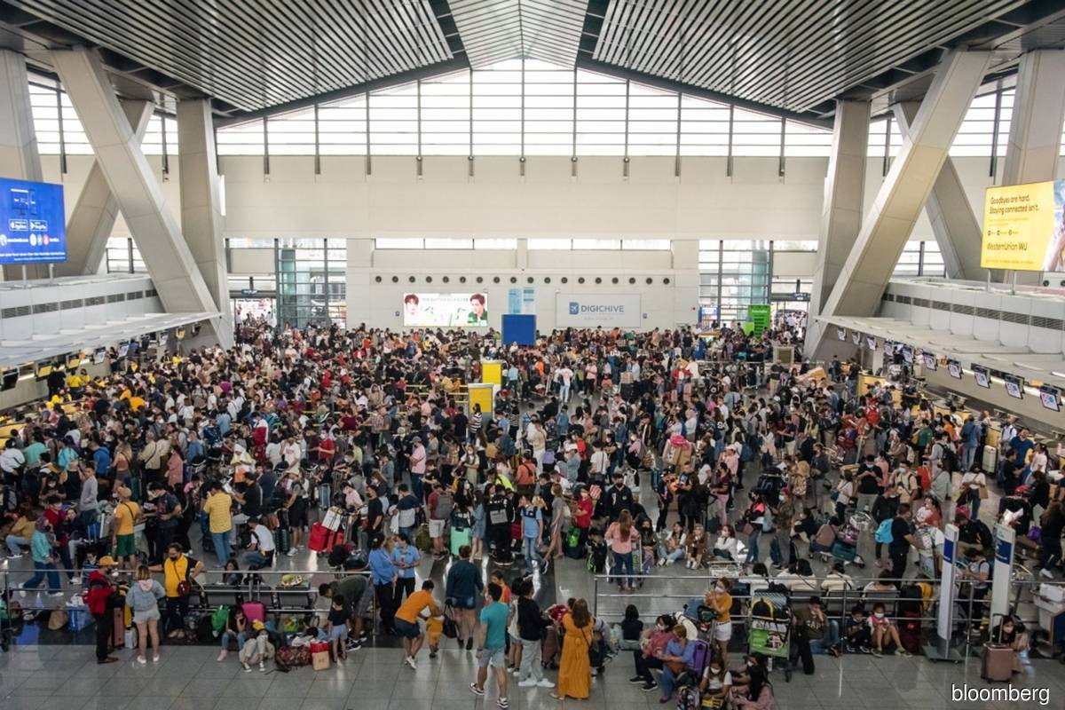 More flight delays as Philippine airport reels from glitch